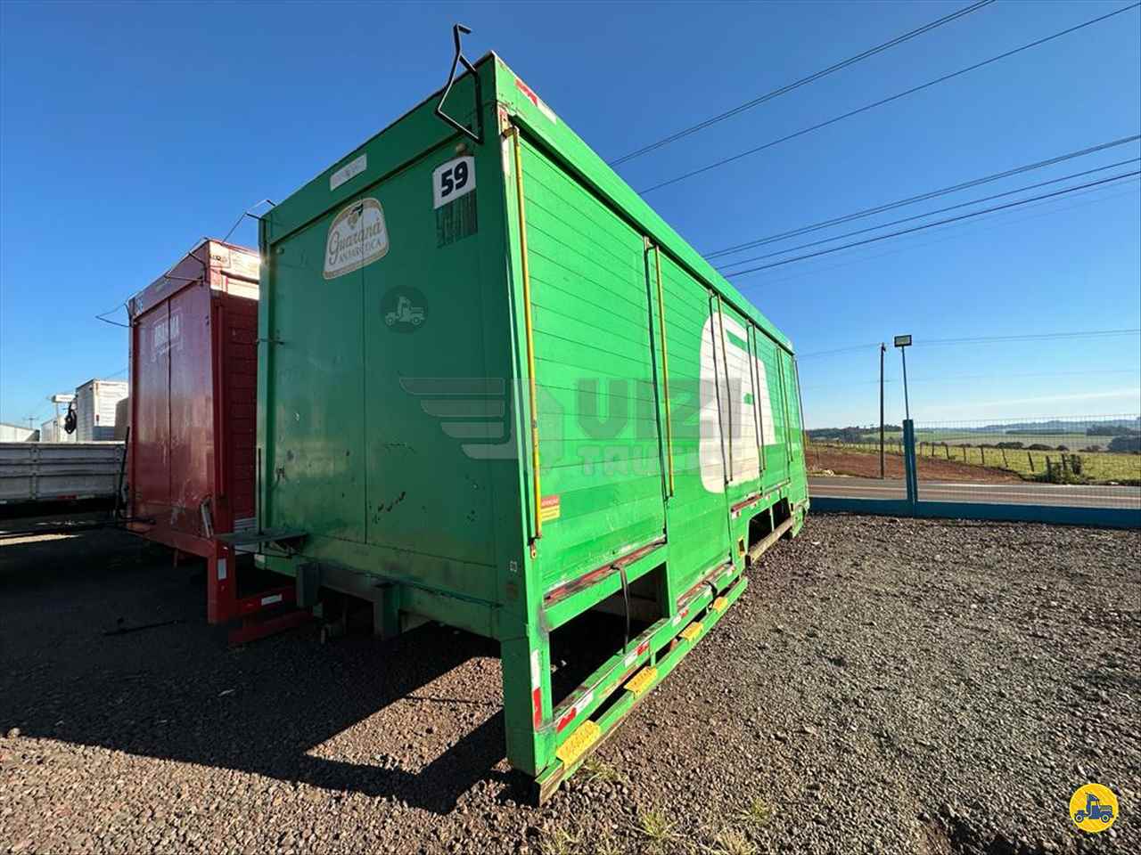 CARROCERIA SOBRE CHASSI  TRUCK BAU BEBIDAS Vizi Trucks DOIS VIZINHOS PARANÁ PR